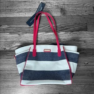 New Tommy Hilfiger SM Tote NWT $85